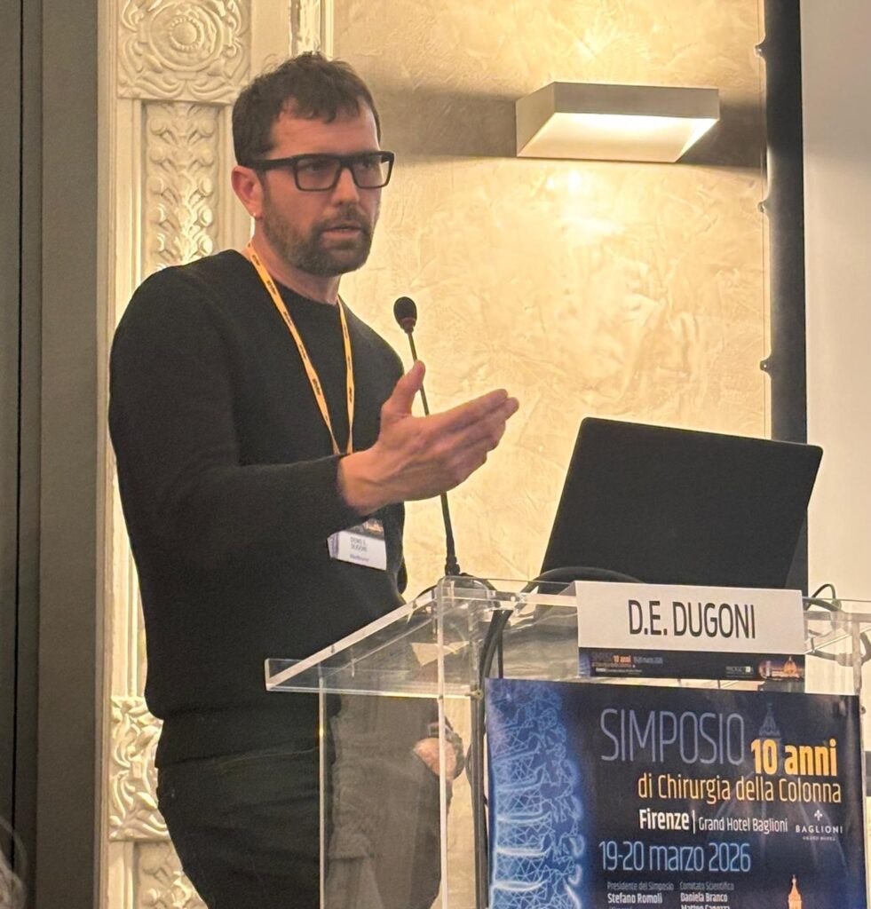 Il dottor Dugoni al Simposio “10 anni di chirurgia della colonna”